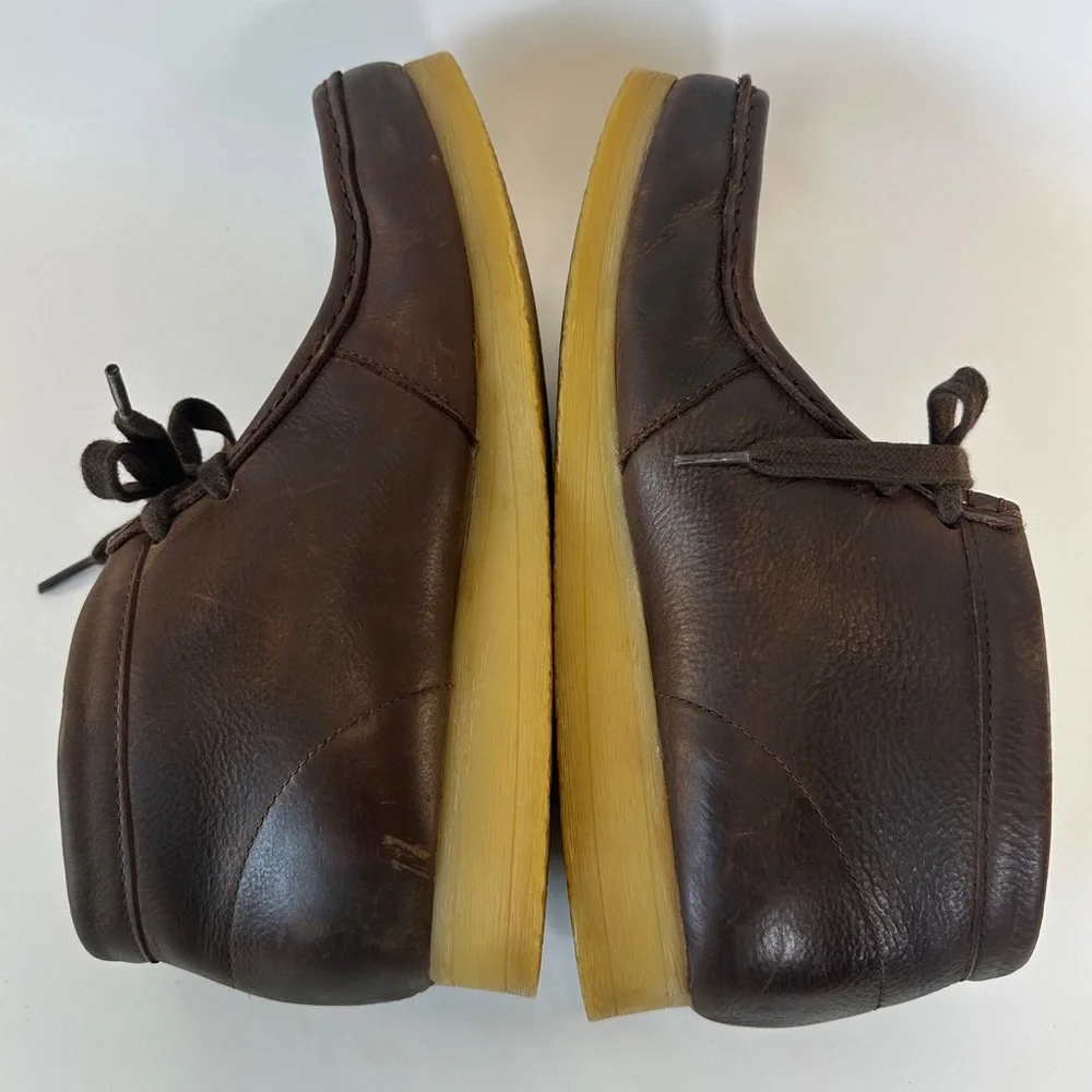 Clark’s Men’s 8.5 M Wallabee Boot Beeswax Brown‎ Rubber Sole